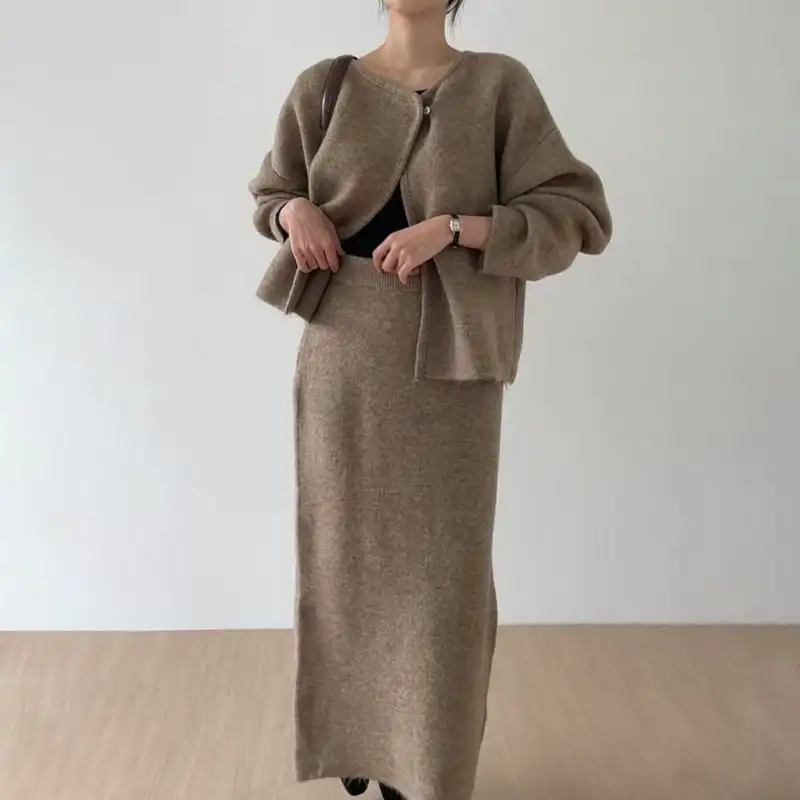 セットアップ カーディガン+スカート ３色展開 通勤 シンプル