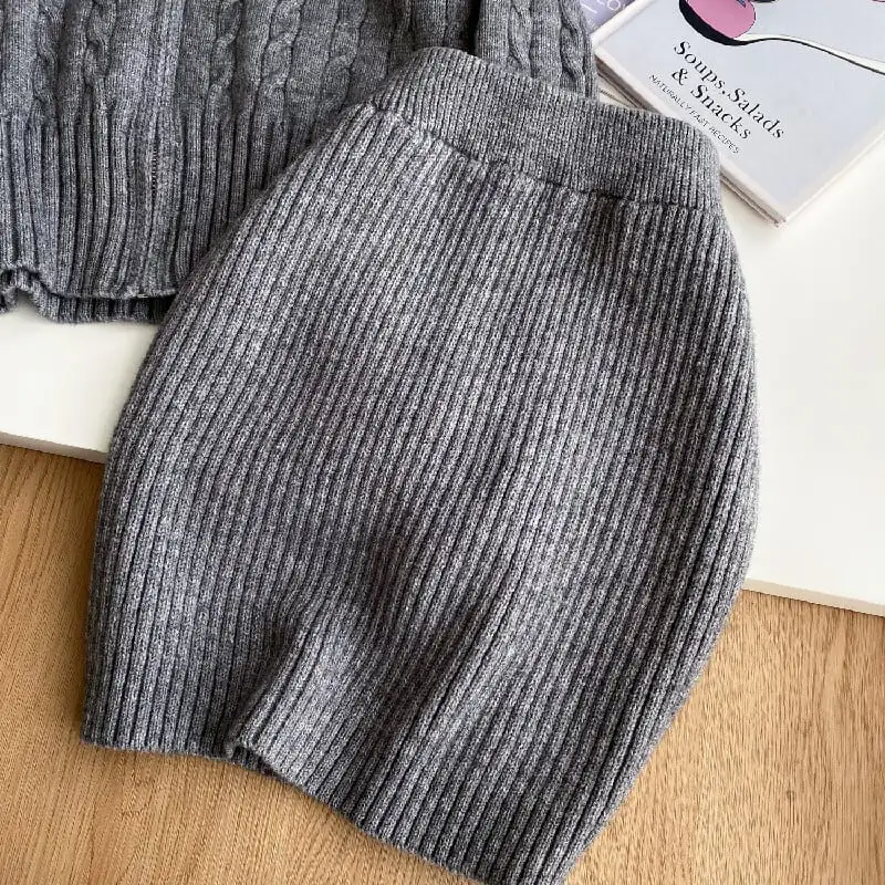 セットアップ トップス+スカート 2色展開 ニット フード付き