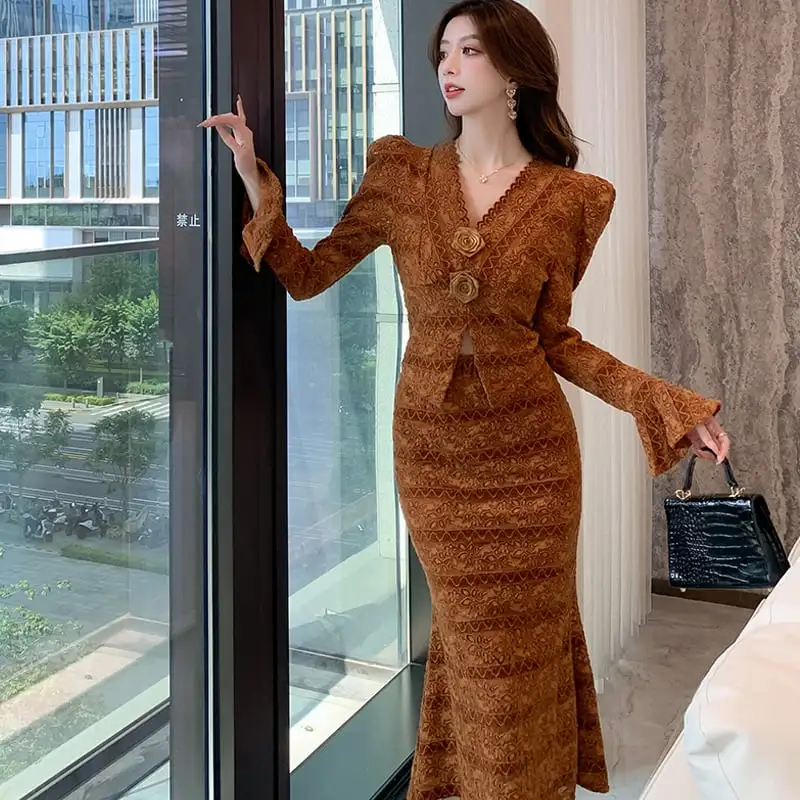 セットアップ トップス+スカート レース フィッシュテール