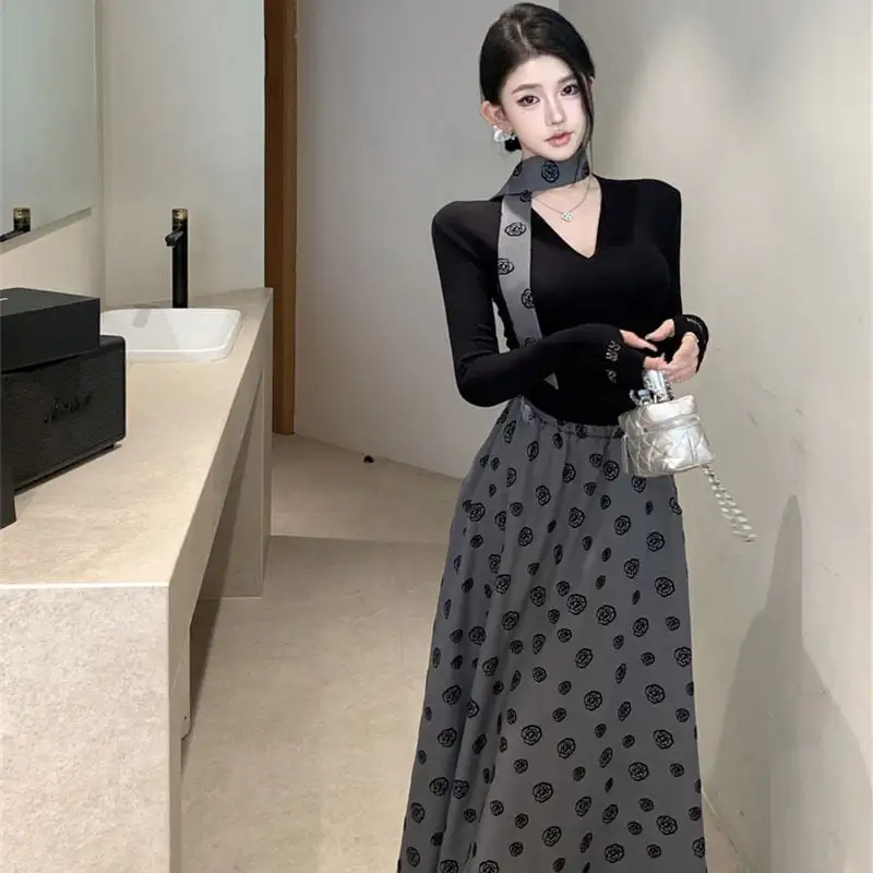 セットアップ トップス+スカート 大振裾 Vネック カジュアル 花柄