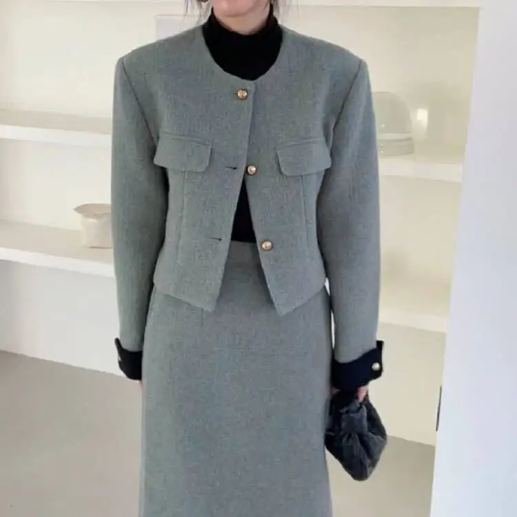 セットアップ ジャケット+スカート 2色展開 エレガント 通勤 スリット 長袖