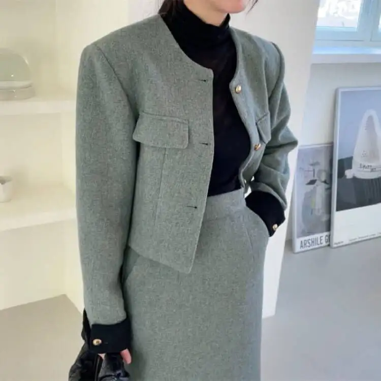 セットアップ ジャケット+スカート 2色展開 エレガント 通勤 スリット 長袖