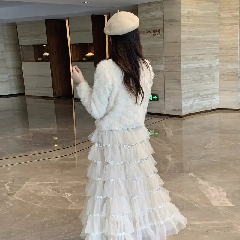 セットアップ セーター+スカート 2色展開 ラインストーン ライトベージュ ライトブラウン