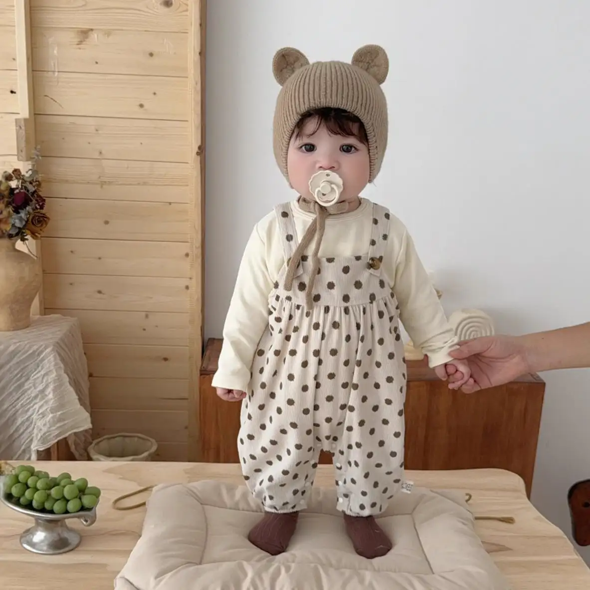 【66-100cm】秋新作　可愛いドットサロペット