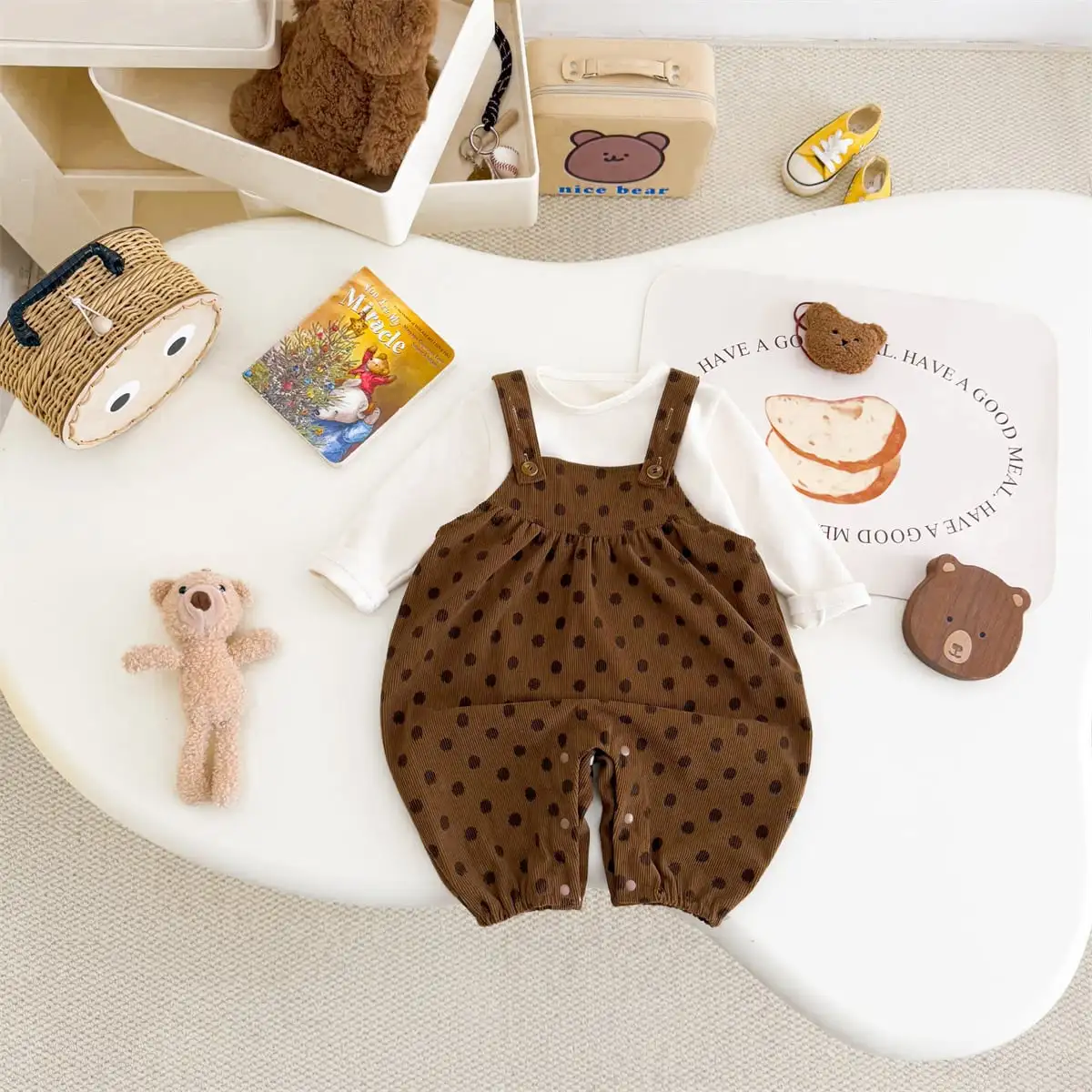 【66-100cm】秋新作　可愛いドットサロペット