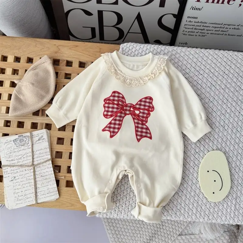 【66-100cm】レッド蝶結びプリントロンパース