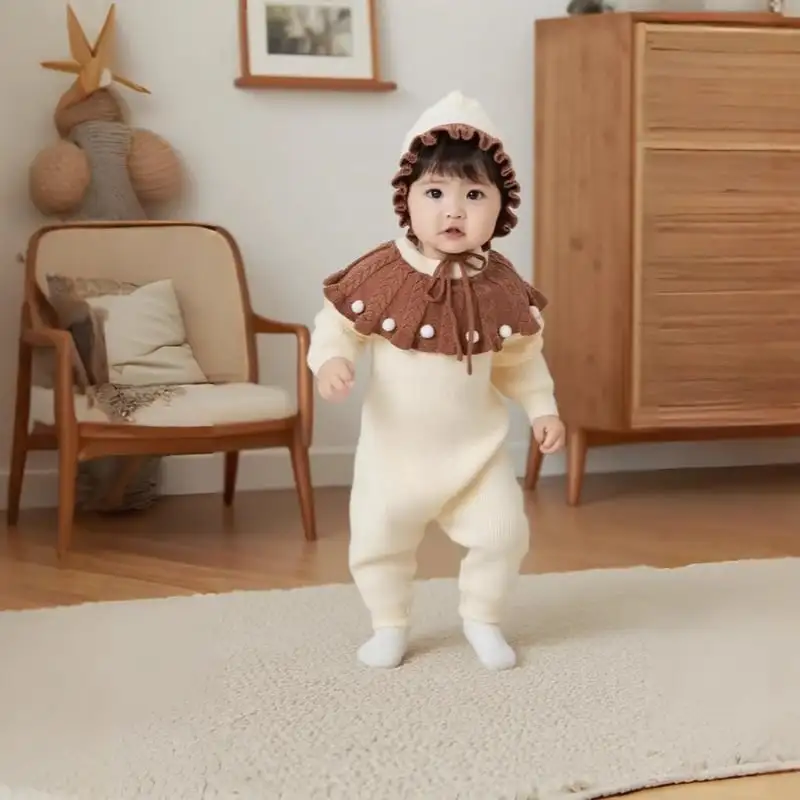 【66-90cm】フリル襟暖かいオールインワン&帽子