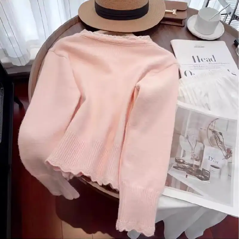 トップス セーター 2色展開 長袖 着心地良い シンプル 刺繡