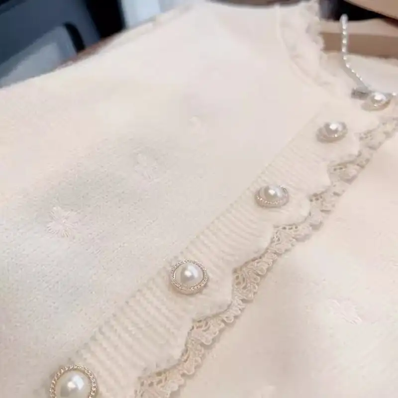 トップス セーター 2色展開 長袖 着心地良い シンプル 刺繡