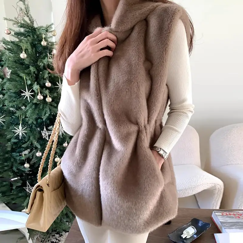 ベスト 2色展開 ミンク風 フィット感 フード付き ブラウン ベージュ