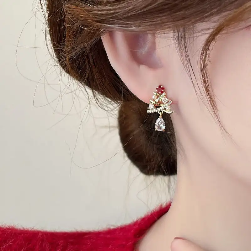 アクセサリー ピアス 耳飾り クリスマスツリー 星 レッド グリーン