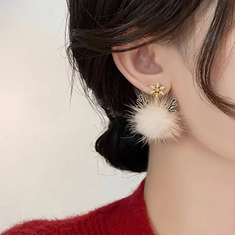 アクセサリー ピアス 耳飾り ふわふわ クリスマス 鹿の角 スノーフレーク ロング/ショート
