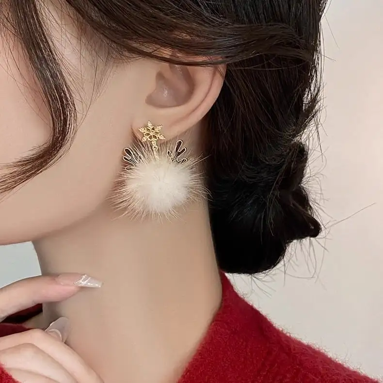 アクセサリー ピアス 耳飾り ふわふわ クリスマス 鹿の角 スノーフレーク ロング/ショート