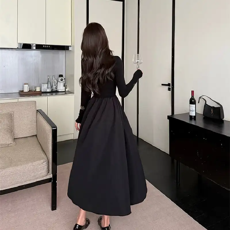 ワンピース 気品 Vネック シールスパンコール加工 ブラック