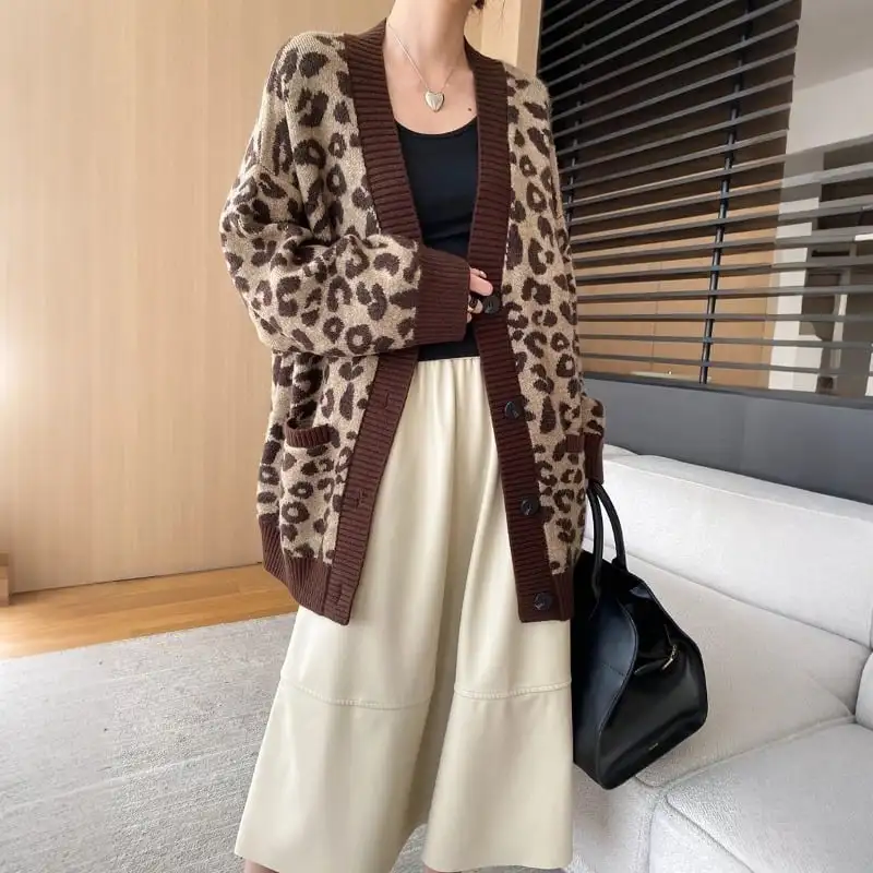 ヒョウ柄 カーディガン くつろぎ ゆったり カジュアル コーヒー色 グレー