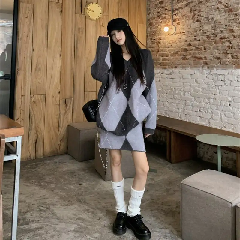 セットアップ トップス+スカートゆったり ニット ダイヤモンドパターン 着回しコーデ レッド グレー