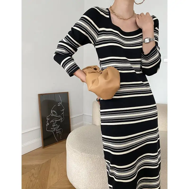 ワンピース ニット 配色 ストライプ柄 シンプル 長袖 ベージュ ブラック