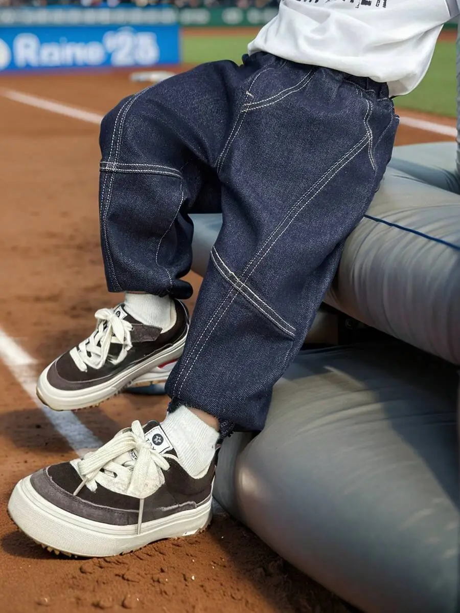 【100-150cm】男の子 シンプル カジュアル ゆったり ストレート ジーンズ