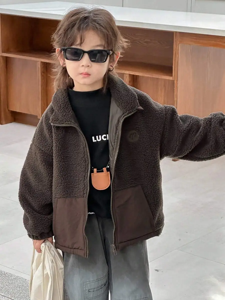 【100-130cm】男の子  刺繍デザイン ドロップショルダー 長袖 ジップアップ ジャケット