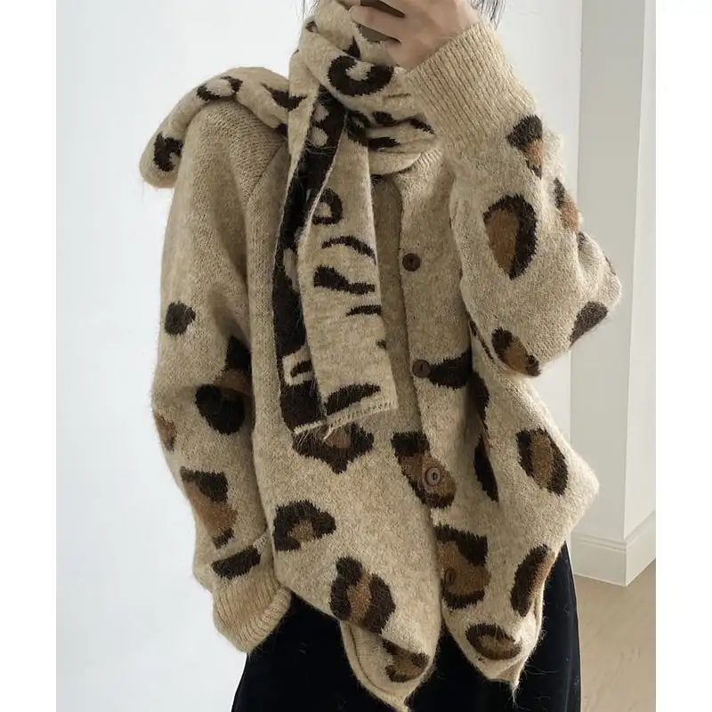 レオパード ニットセーター カーディガン マフラー付き ライトブラウン グレー