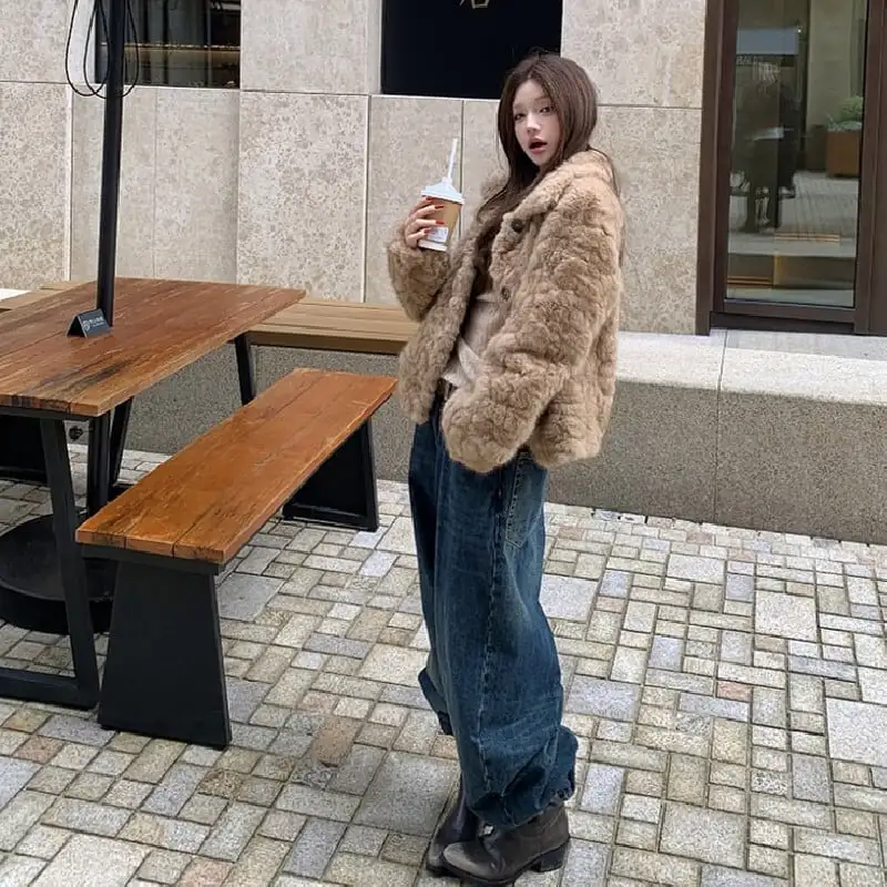 アウター フェイクファー モコモコ ジャケット お出かけコーデ