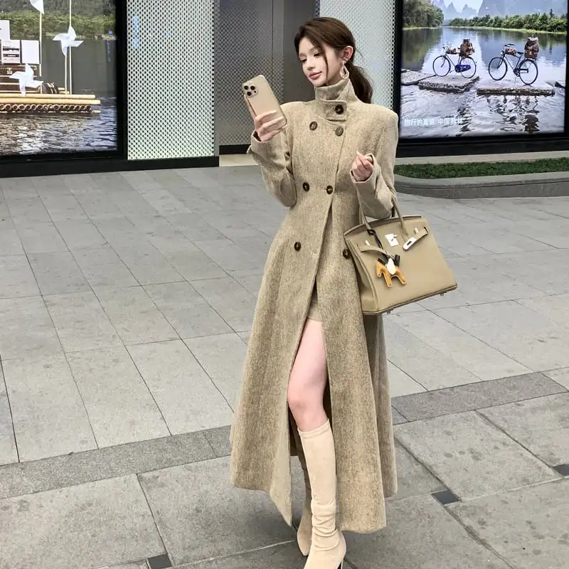 アウター ロングコート オフィスカジュアル ファッション お出かけコーデ