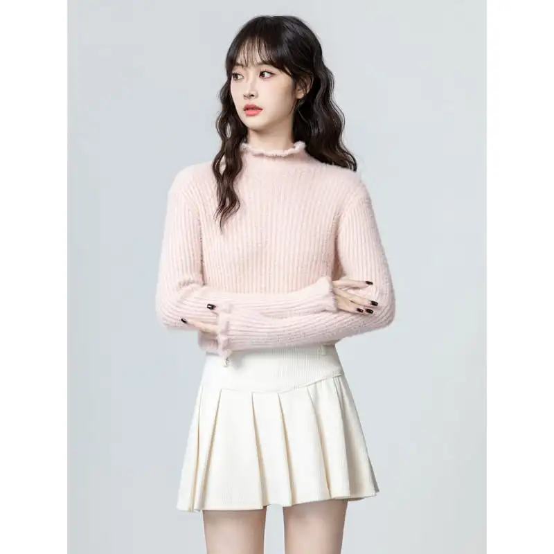 ふわふわ ピンク ハイネックリブ 短め スウィートトップス