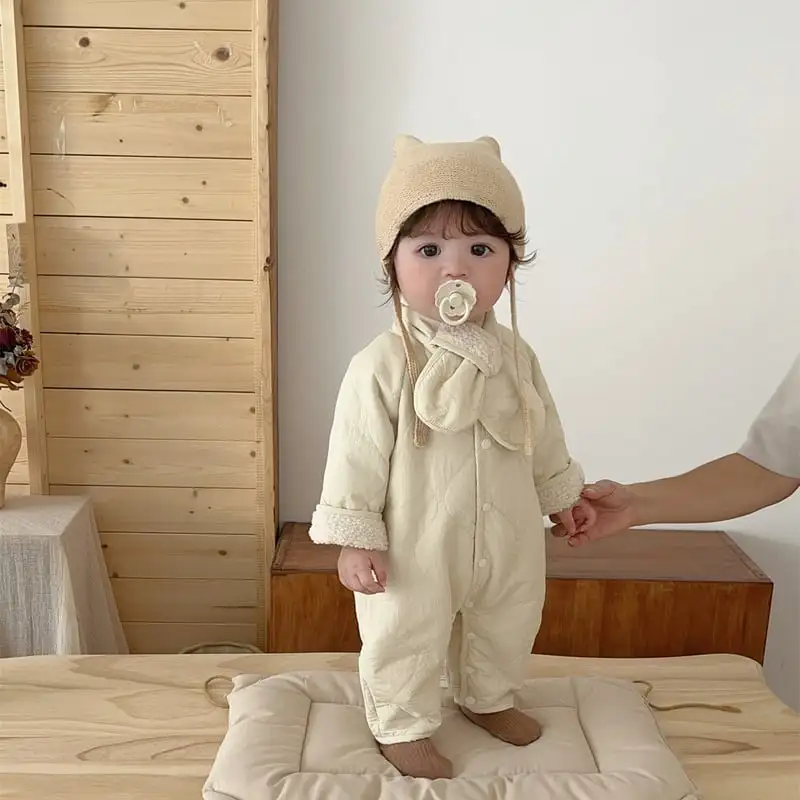 【66-90cm】冬新作　暖かい防寒ロンパース＆マフラー