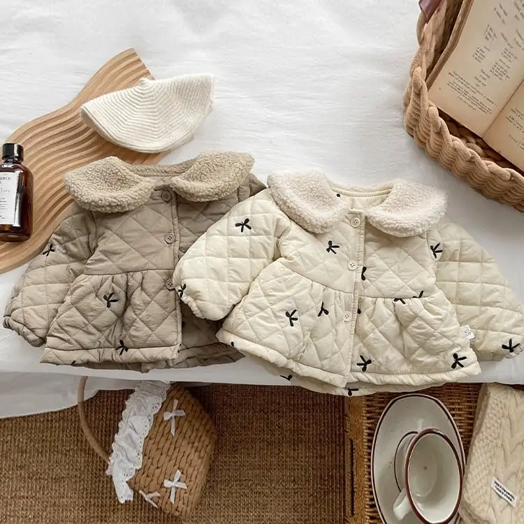 【BABY】冬新作　暖かいリボン柄アウター