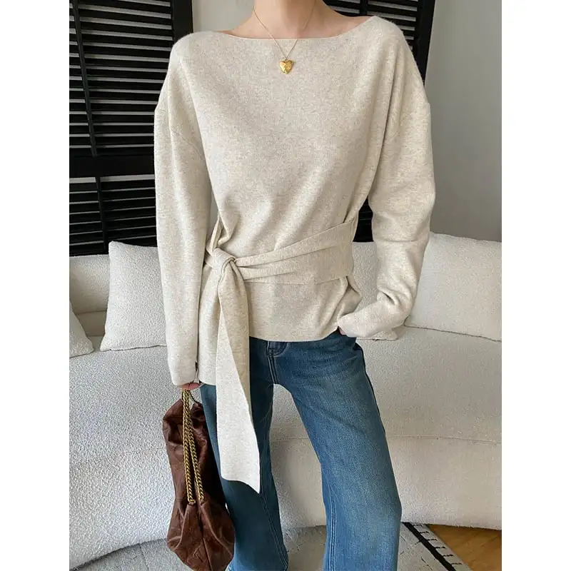 トップス ニット セーター タイで絡む すっきり シルエット