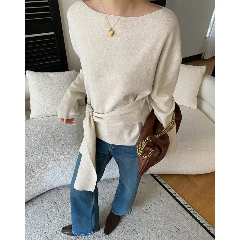 トップス ニット セーター タイで絡む すっきり シルエット