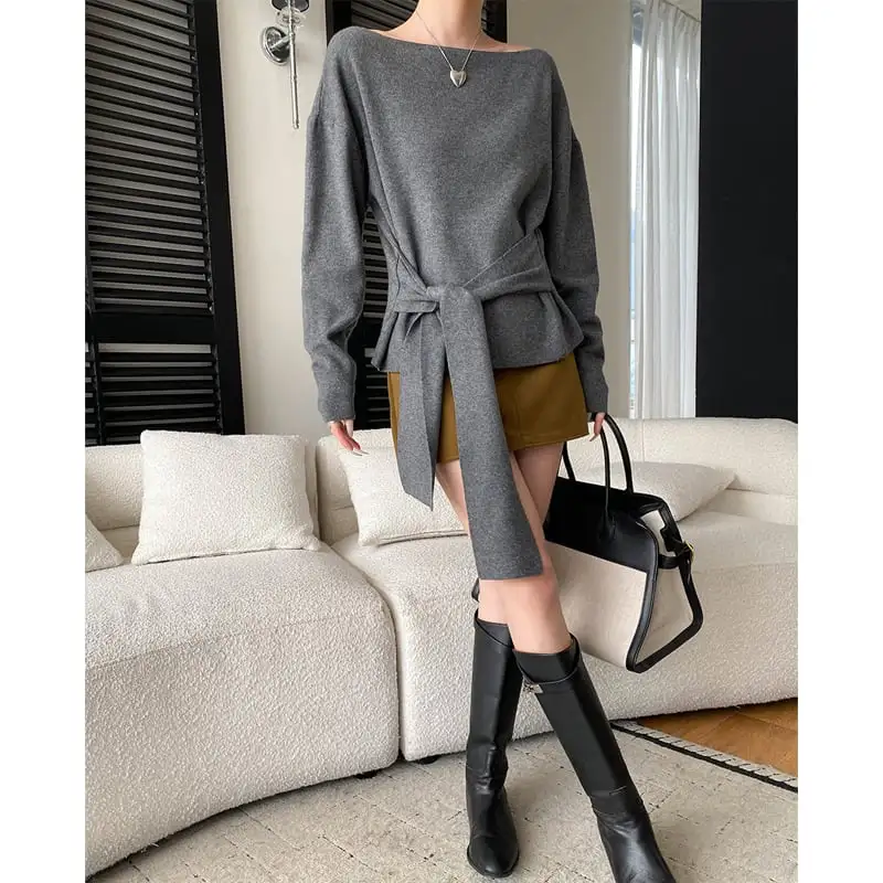 トップス ニット セーター タイで絡む すっきり シルエット