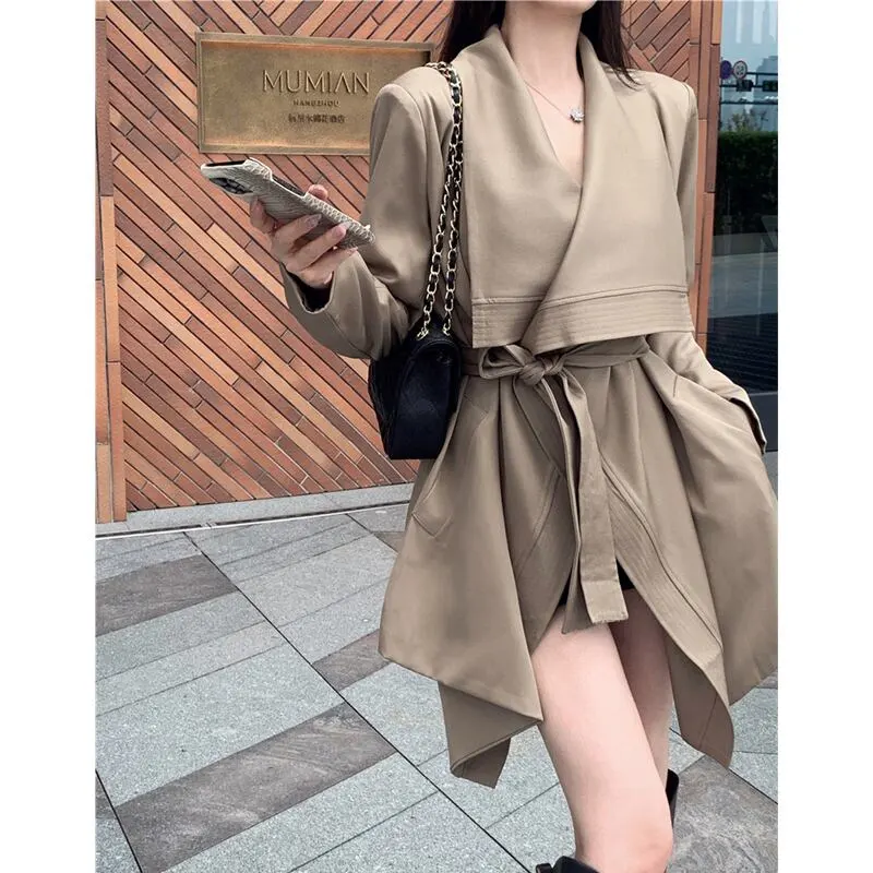 アウター トレンチコート ビッグラペル ミドル丈 抜け感 気質溢れる