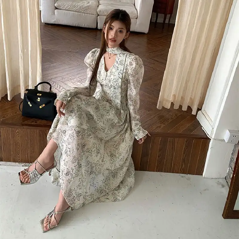 ワンピース Vネック 肩パフ 長袖 ロング丈 花柄 気質溢れる