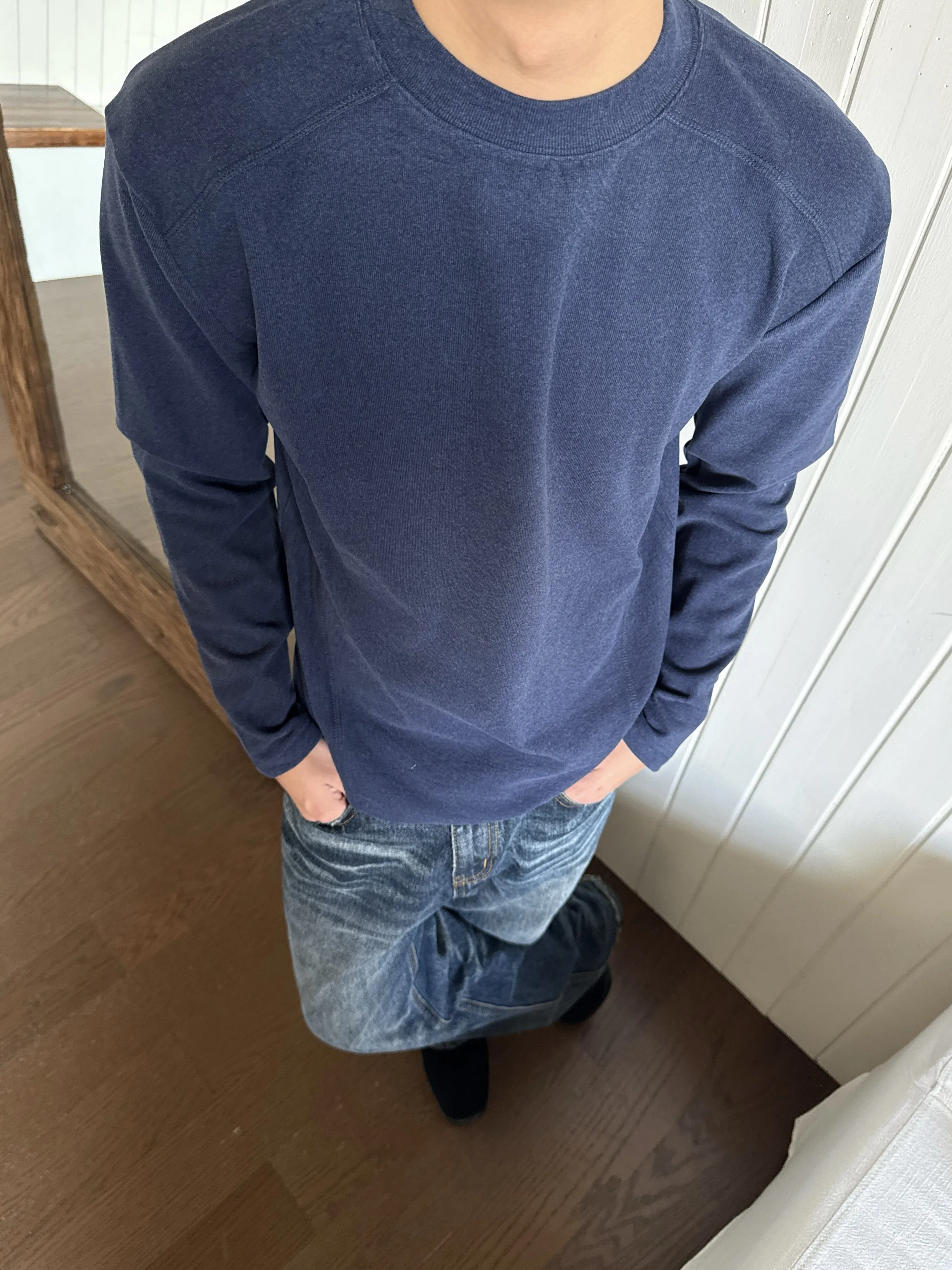 レトロ ラウンドネック 合わせやすい 人気 長袖 Tシャツ