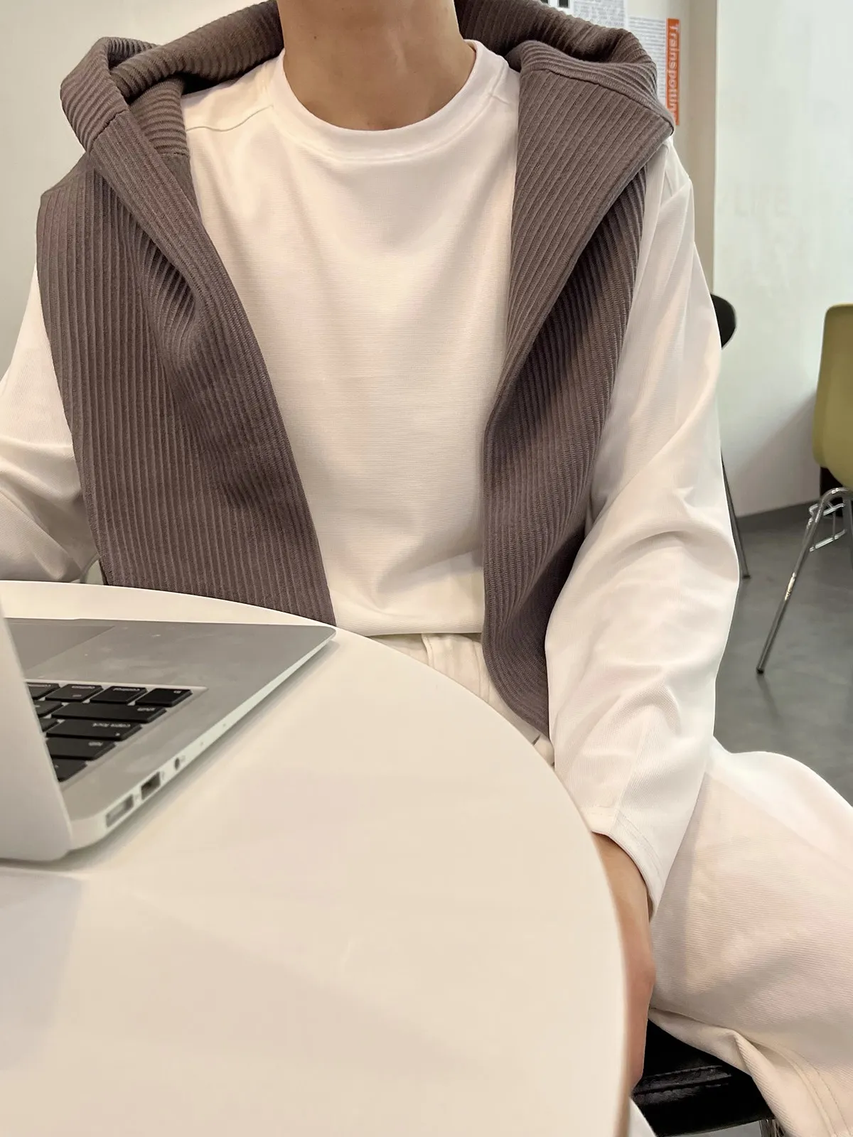 カジュアル シンプル ラウンドネック ディリー 長袖 Tシャツ