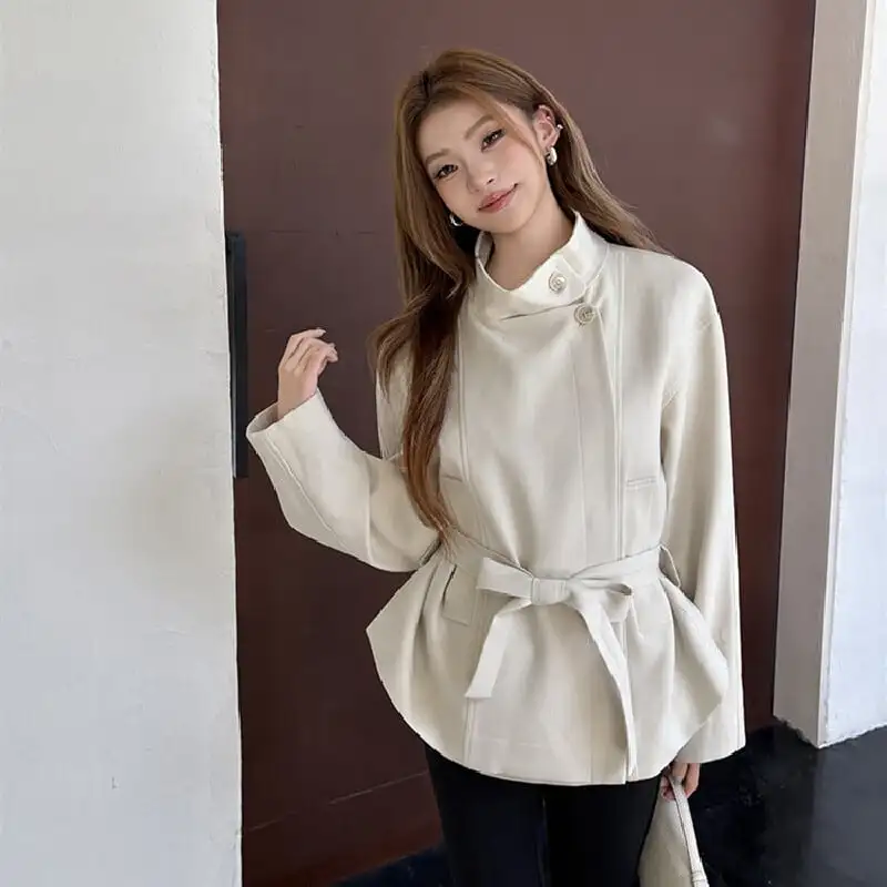 アウター スタンドカラー ショート丈 トレンチコート気質溢れる