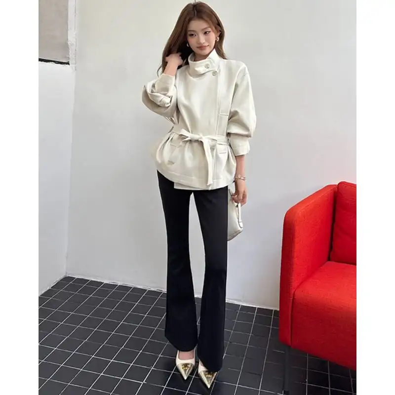 アウター スタンドカラー ショート丈 トレンチコート気質溢れる