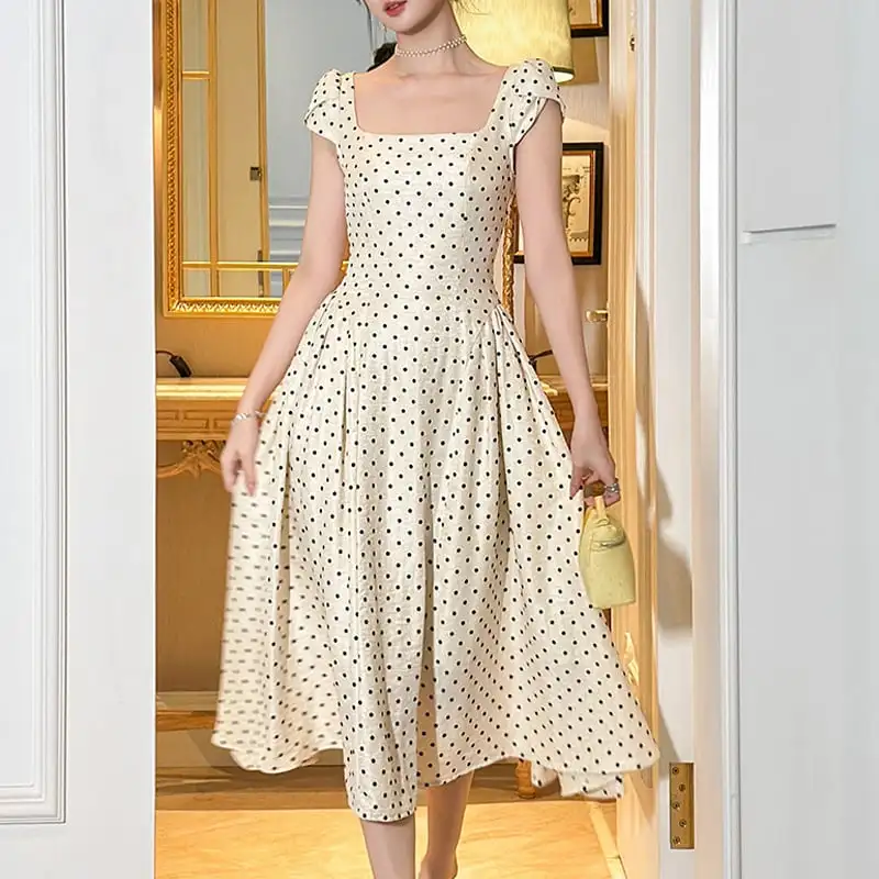 ワンピース スクエアネック レトロ 水玉模様